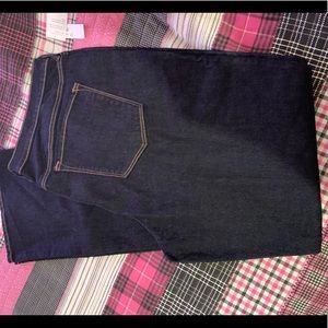 NEW - WOMENS OLD NAVY BOOTCUT JEANS!  Size 18L